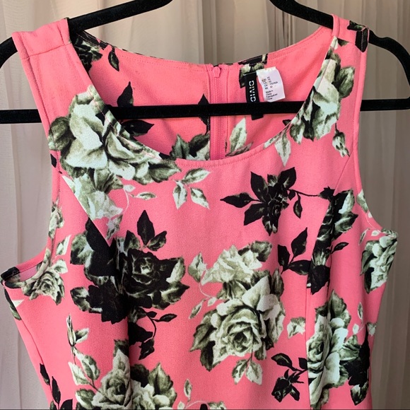 H&M Divided Pink Floral Print Sleeveless Fit & Flare Dress - Picture 2 of 9